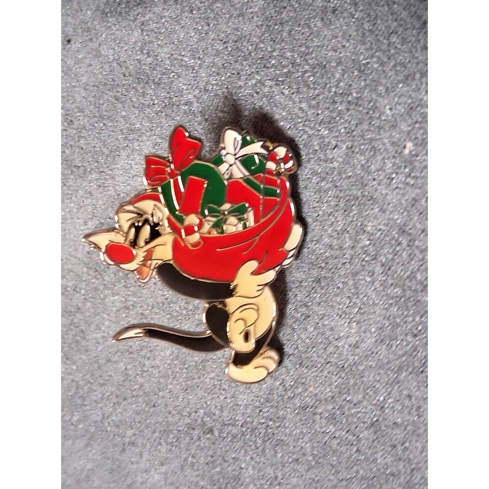 Vintage Sylvester Looney Tunes Christmas Red Green Enamel Lapel Pin 1989 Cartoon